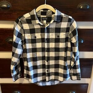 Children’s Place black and white plaid long sleeve button down flannel